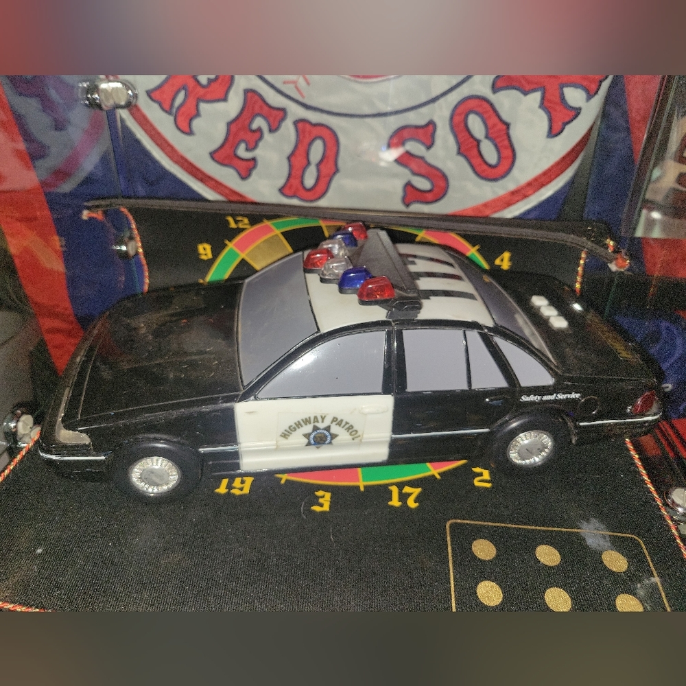 Fun Rise Plastic Toy Police Car - Picture 8 of 8
